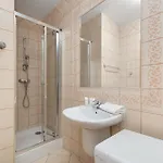 Jasny I Delikatny Sun Seasons 24 W Kolobrzegu By Renters